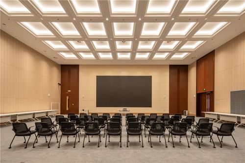 西岸国际会展中心竣工投用 卓越水岸再添璀璨地标，华建集团环境院匠心设计赋能会展新未来